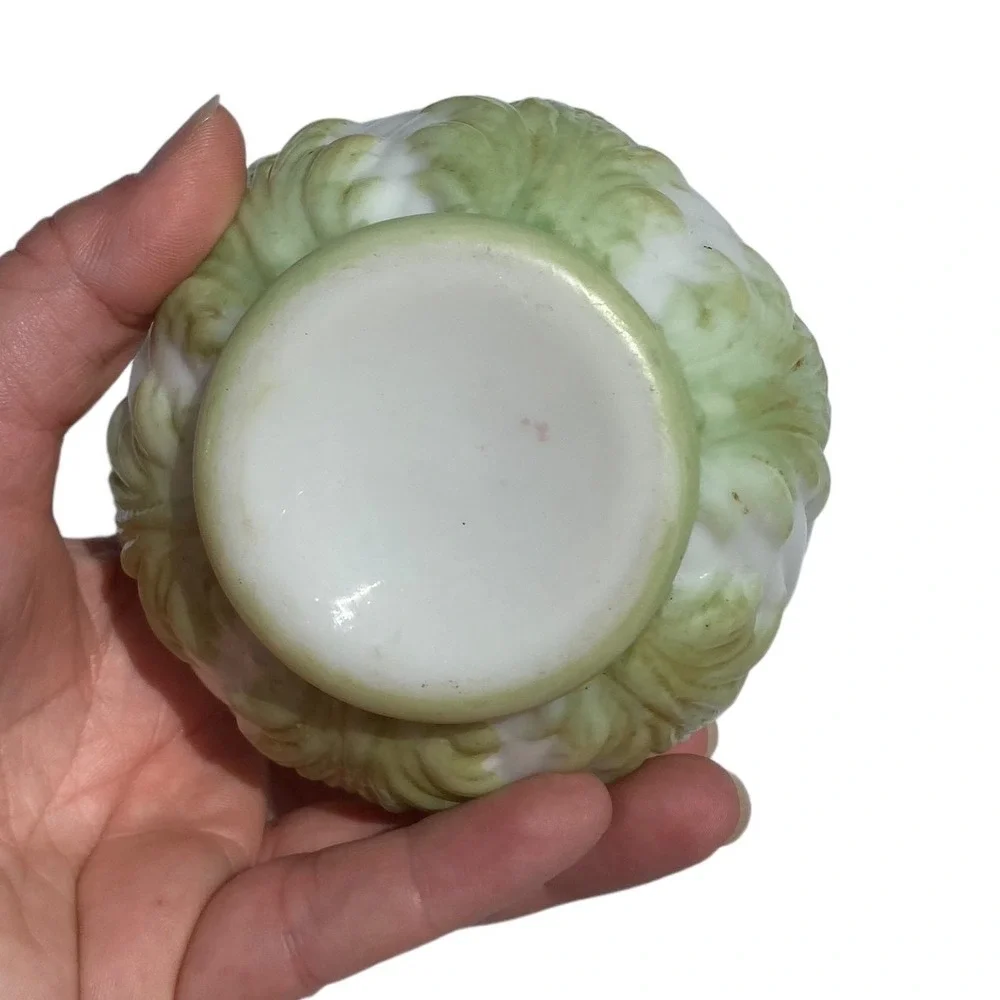 Vintage Swirl Glass Oil Lamp Orb Cream‎ Green Decorative Accent Home Decor